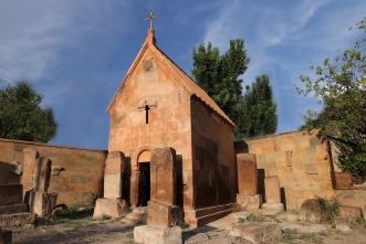 Red Chapel (Karmravor)